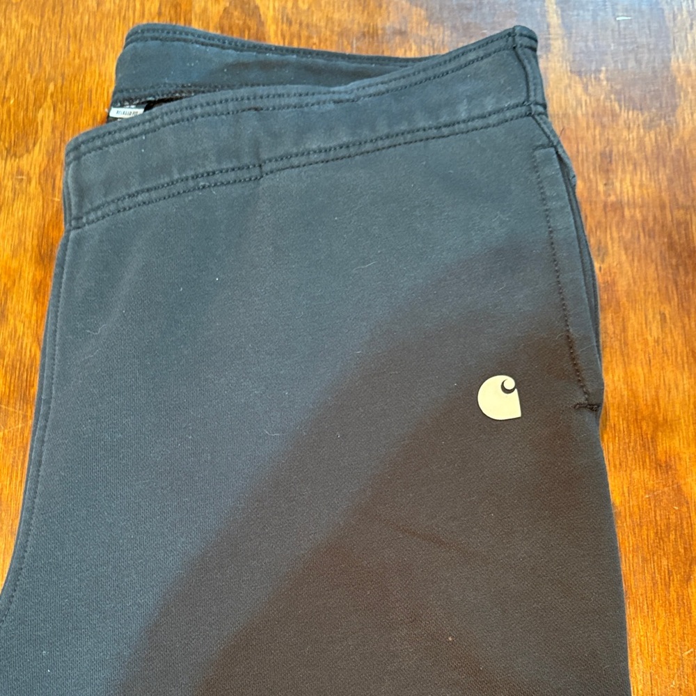 Carhartt women’s  Black Joggers - Picture 8 of 8
